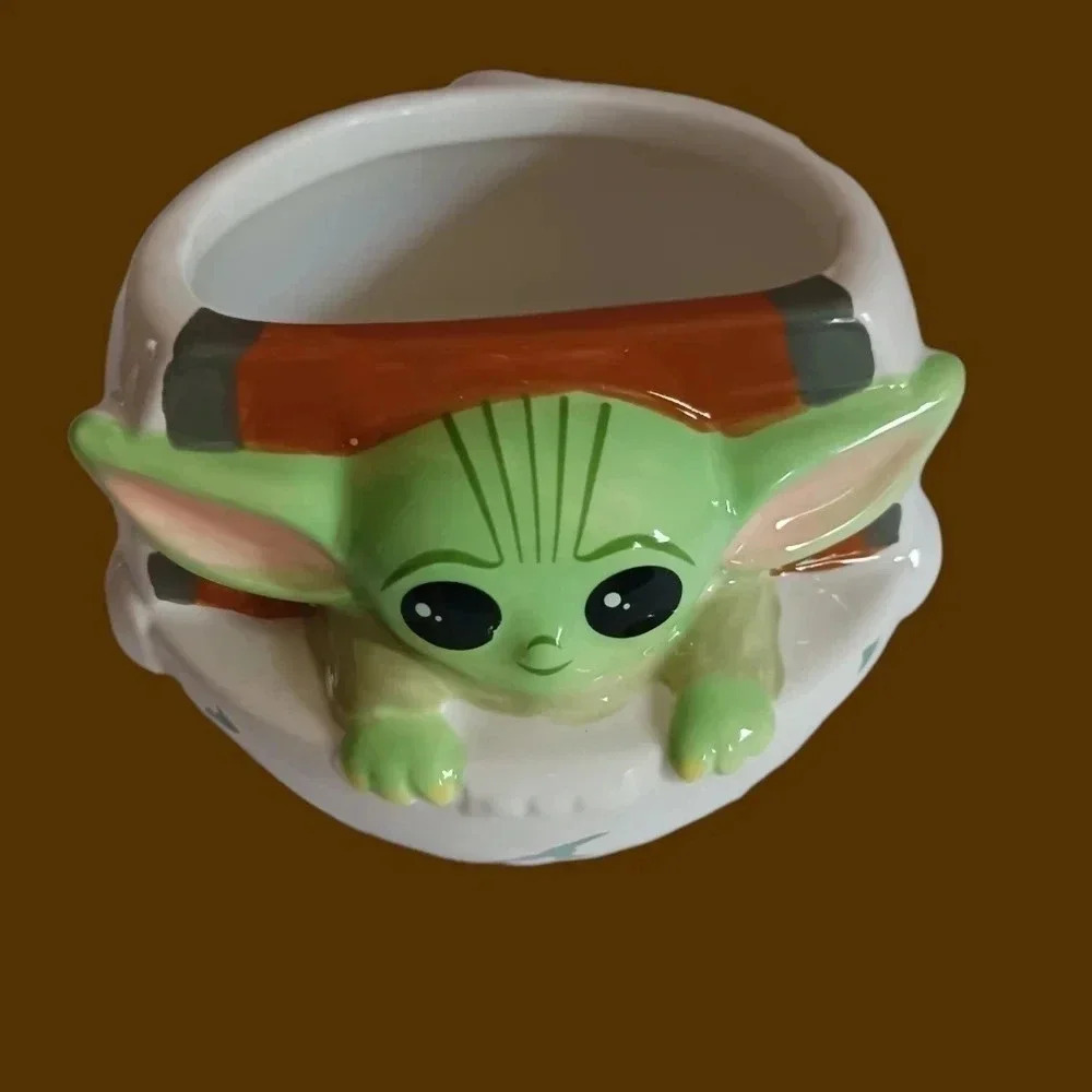 -Star wars the mandalorian child grogu seated 3d mug